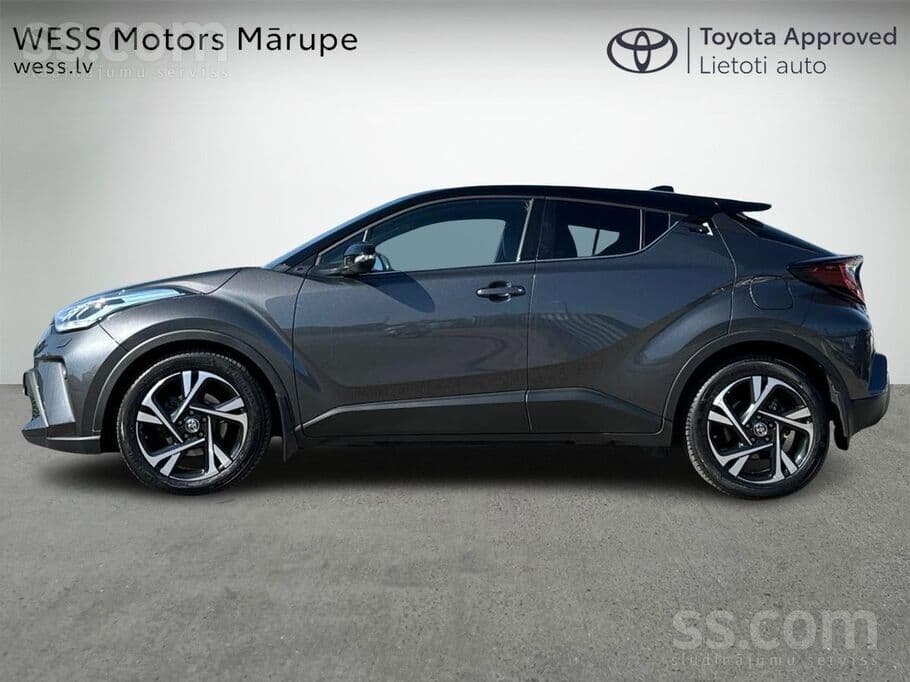 2022 Toyota C-HR 3