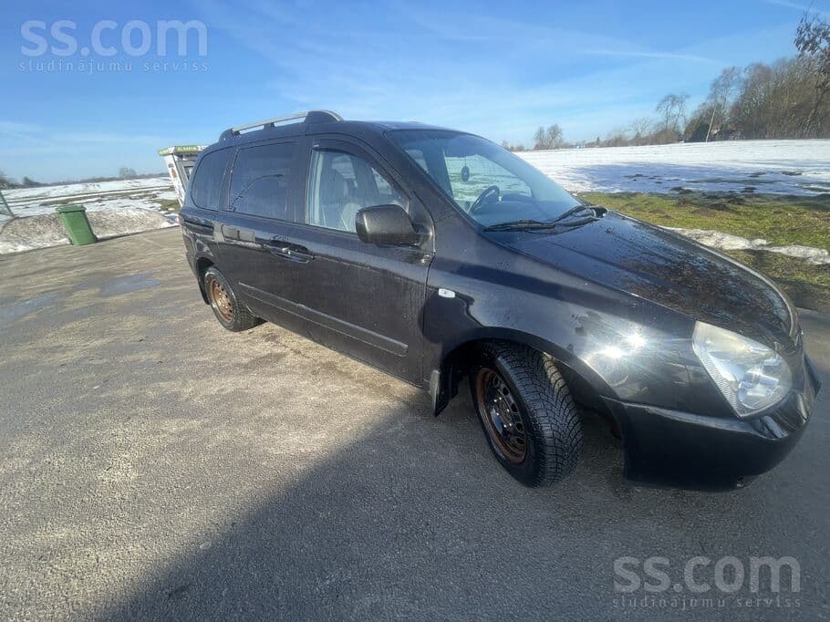 2007 Kia Carnival 4