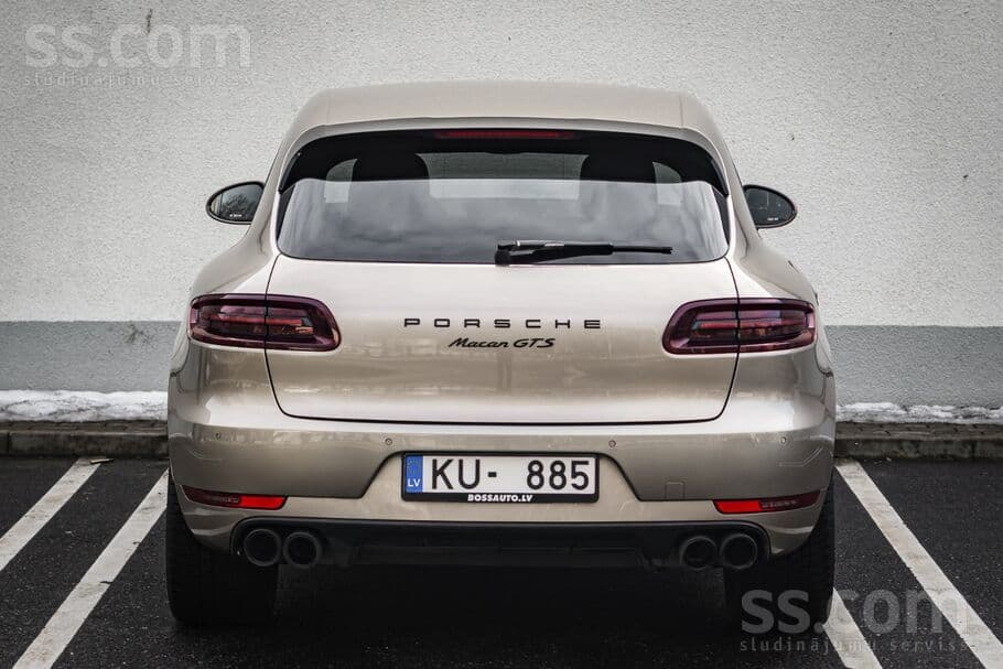 2016 Porsche Macan 5