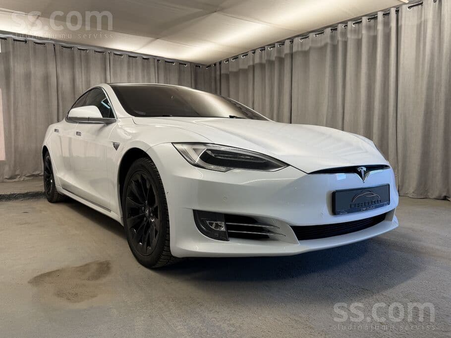2018 Tesla Model S 3
