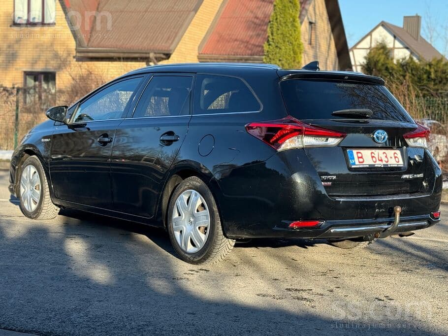 2016 Toyota Auris 3