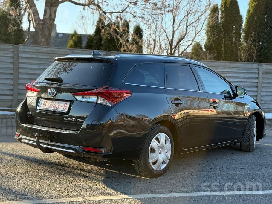 2016 Toyota Auris 4