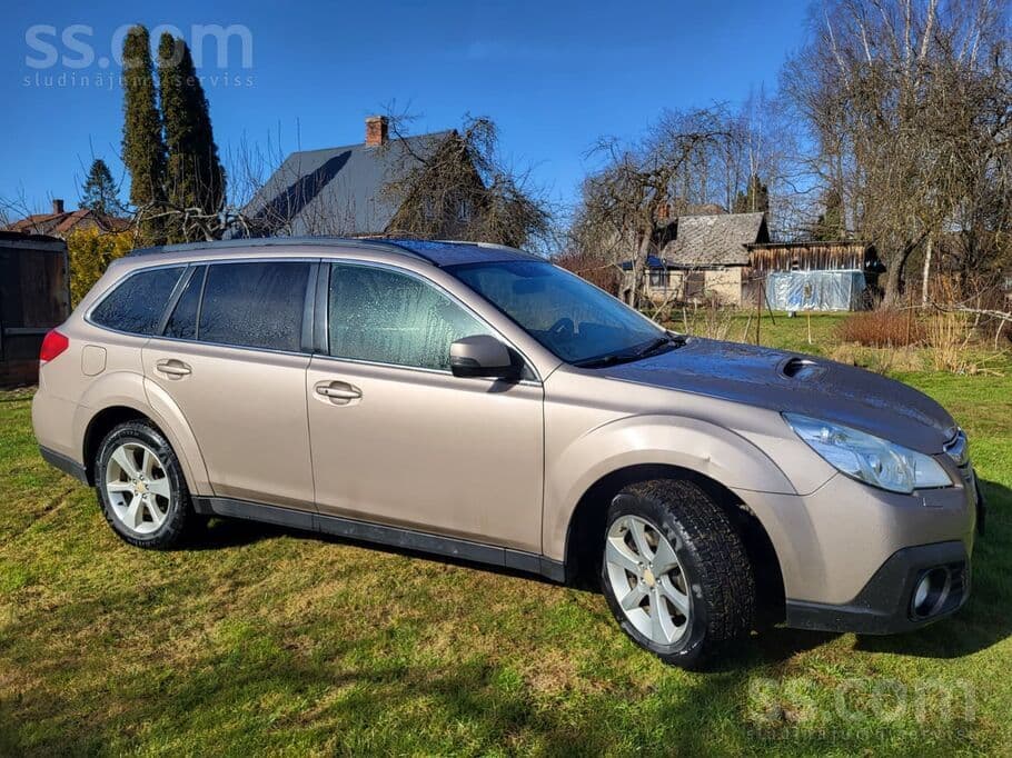2014 Subaru OUTBACK 2