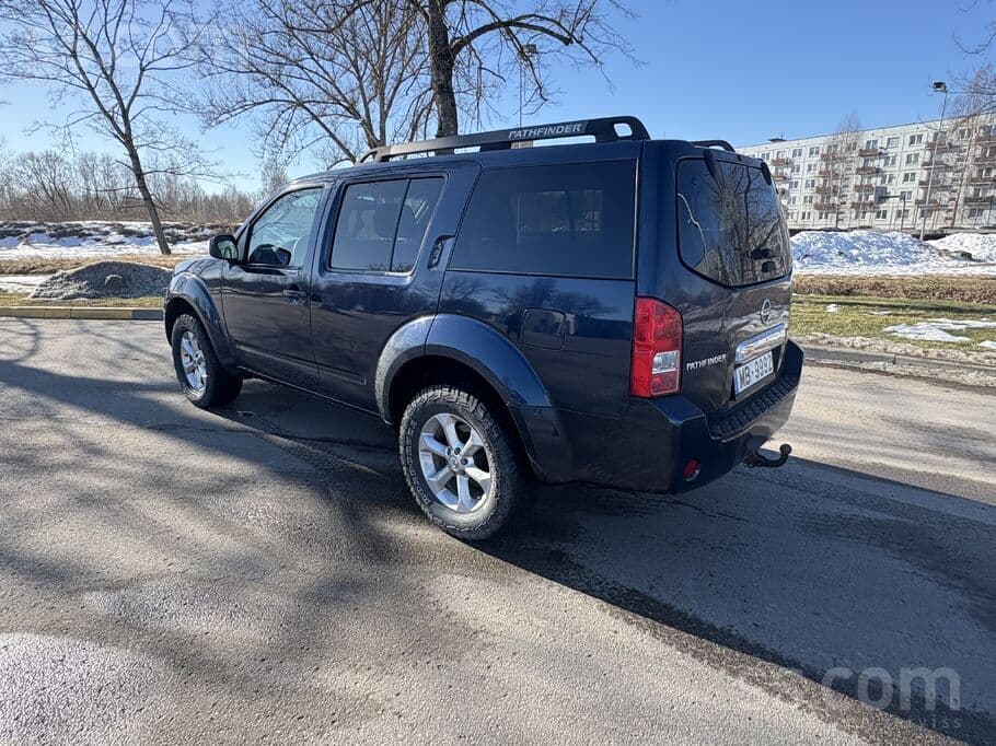 2008 Nissan Pathfinder 4
