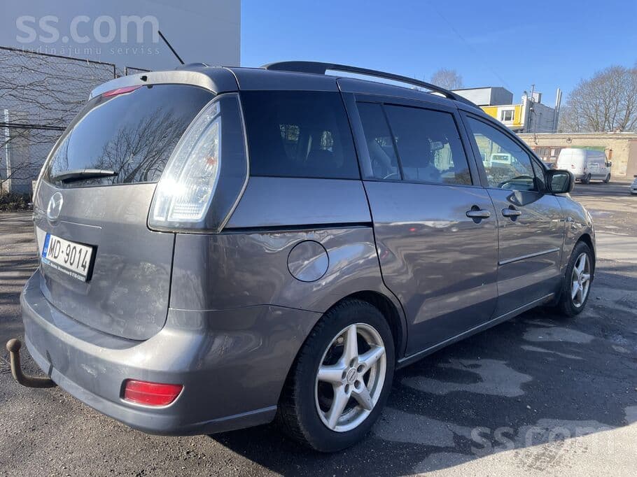 2010 Mazda 5 4
