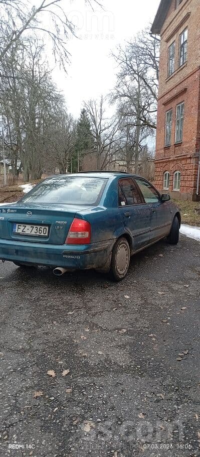 1998 Mazda 323 3