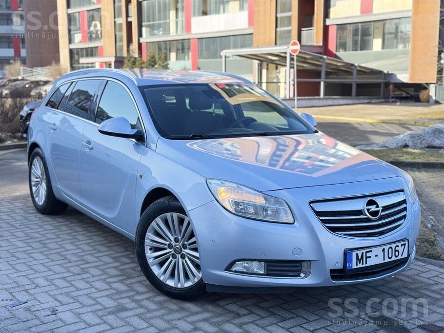 2013 Opel Insignia