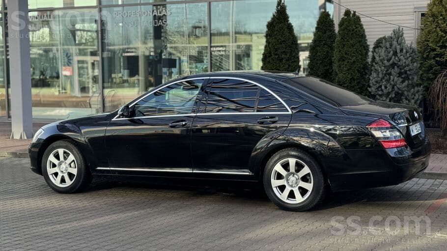 2007 Mercedes-Benz S320 4
