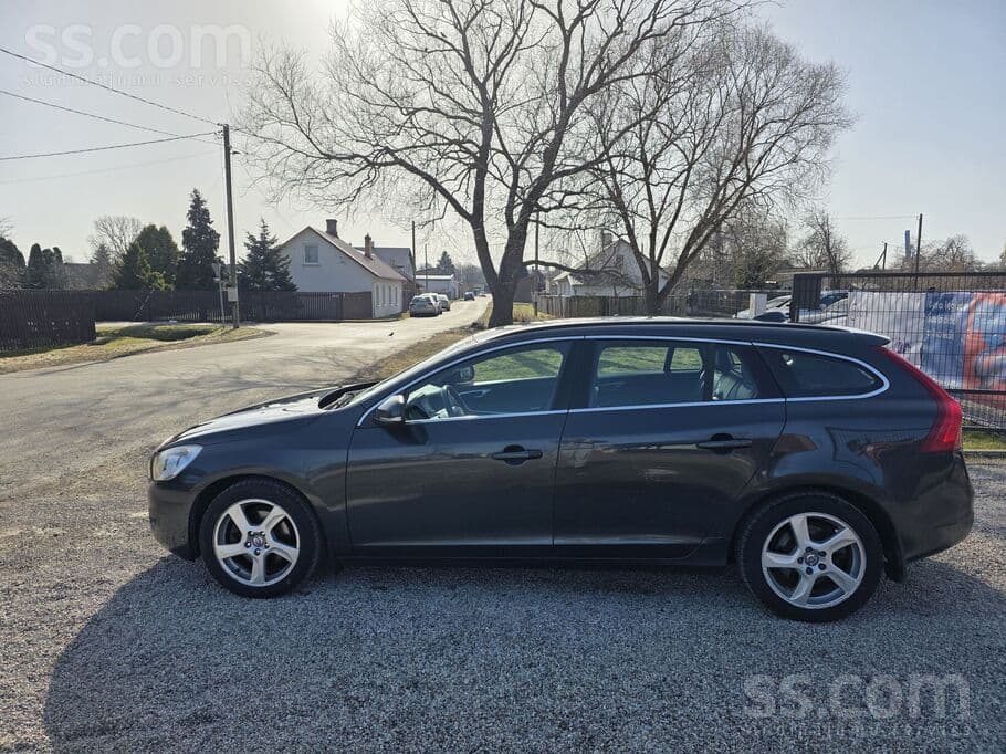 2011 Volvo V60 5