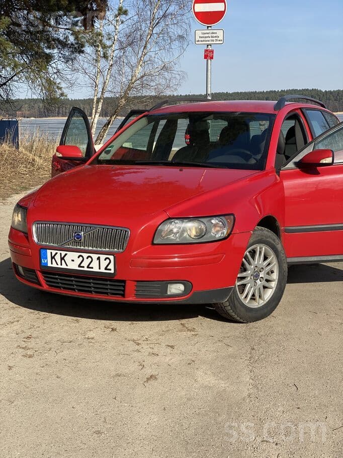 2005 Volvo V50