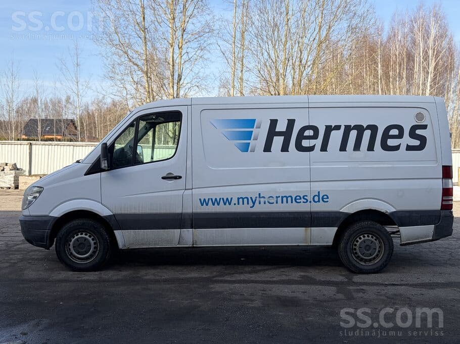 2010 Mercedes-Benz Sprinter 4