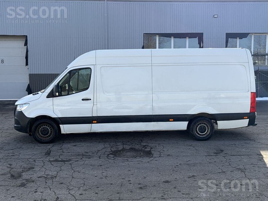2021 Mercedes-Benz Sprinter 5