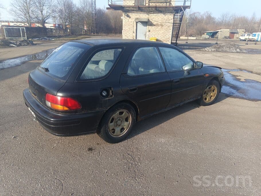 1994 Subaru Impreza 3