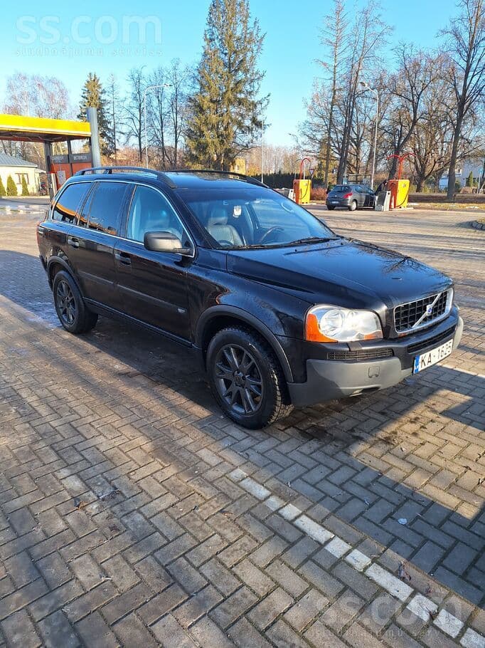 2004 Volvo XC 90 2