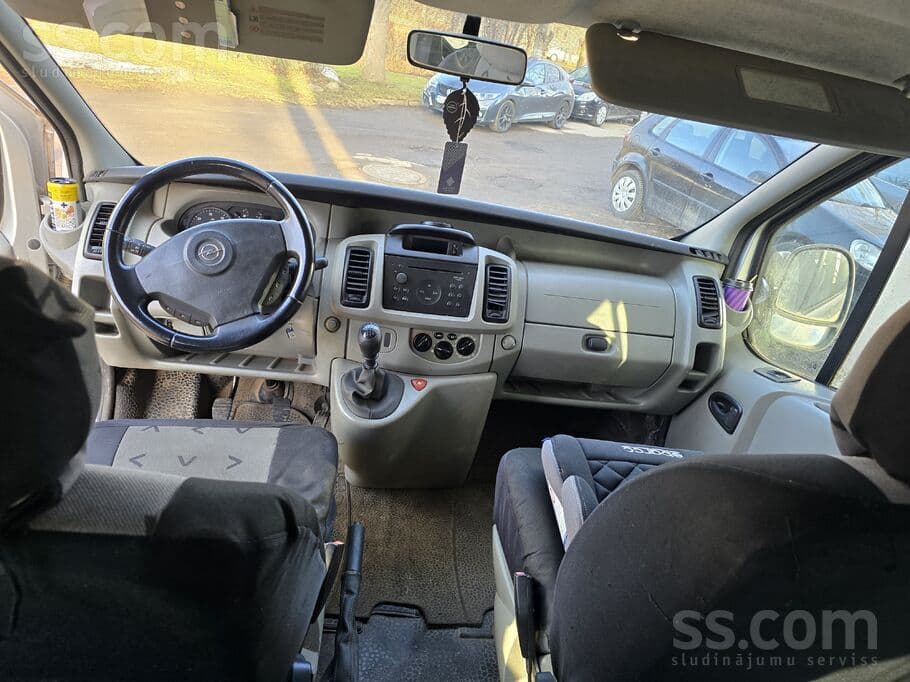 2003 Opel Vivaro 3
