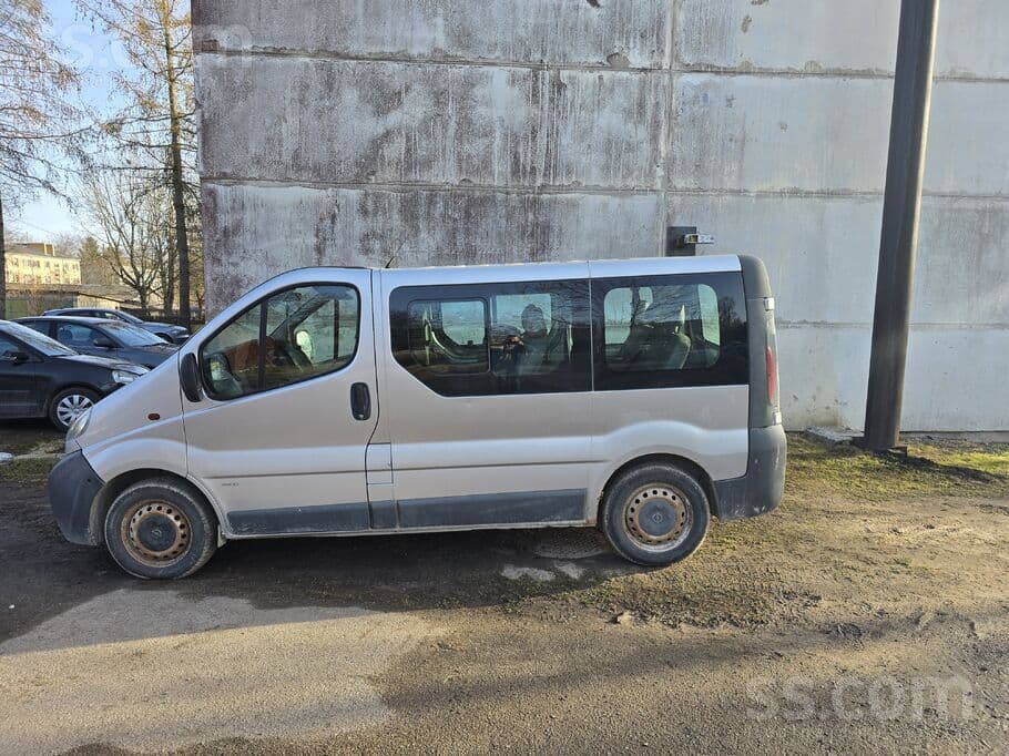 2003 Opel Vivaro 5