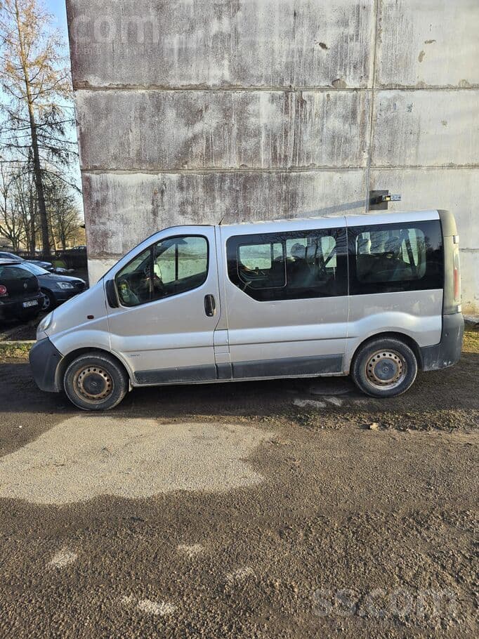 2003 Opel Vivaro