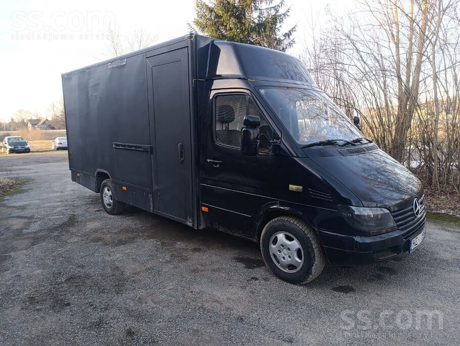 2003 Mercedes-Benz Sprinter