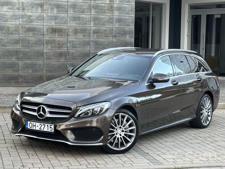 2016 Mercedes-Benz C250 2