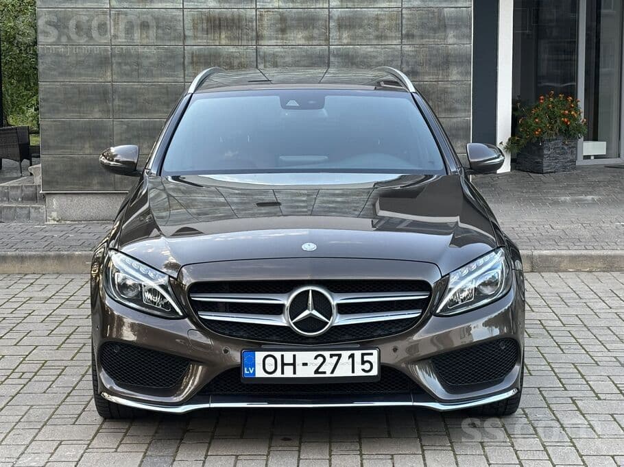 2016 Mercedes-Benz C250 3