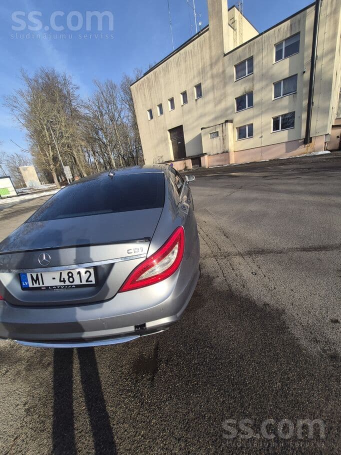2012 Mercedes-Benz CLS250 5