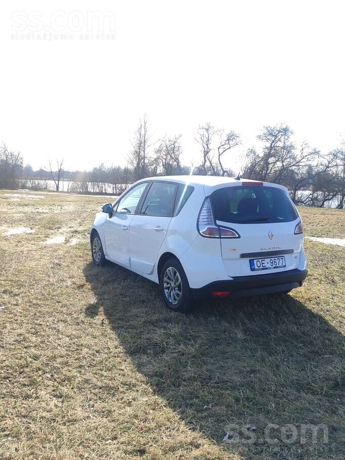 2015 Renault Scenic 4