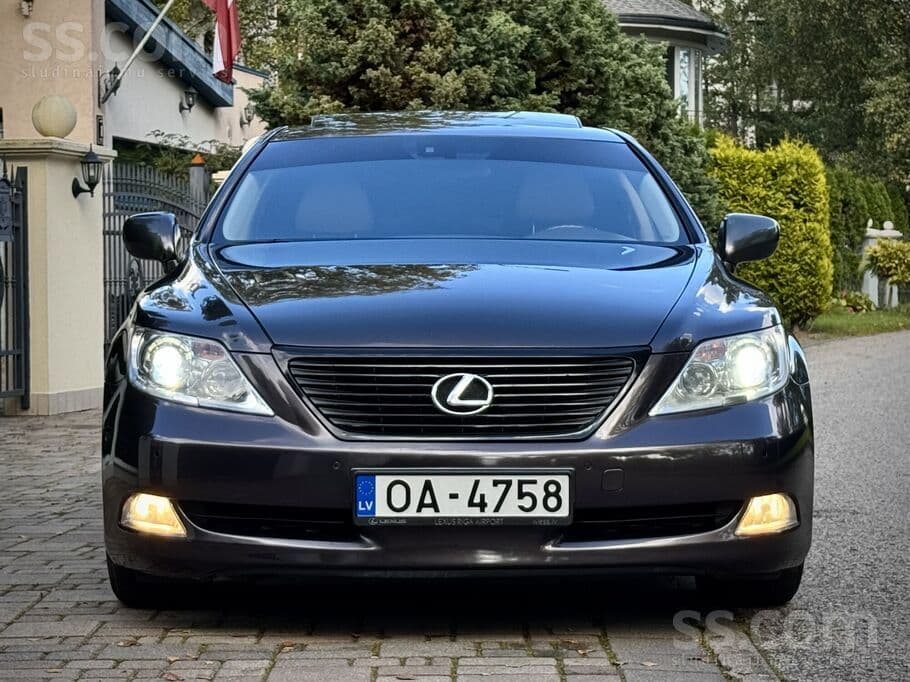 2008 Lexus LS