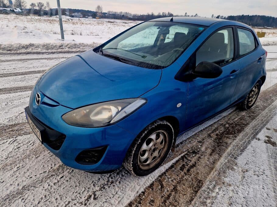 2012 Mazda 2