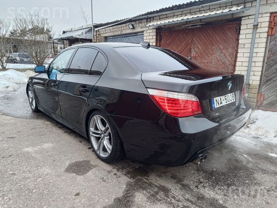 2007 BMW 523