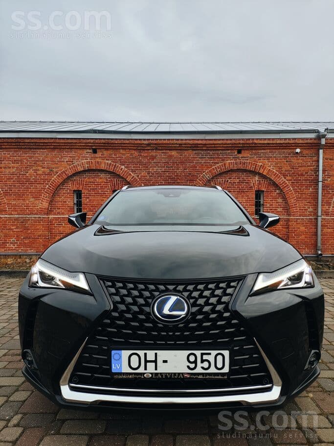 2021 Lexus UX
