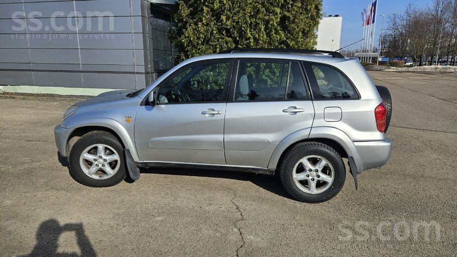 2002 Toyota RAV 4