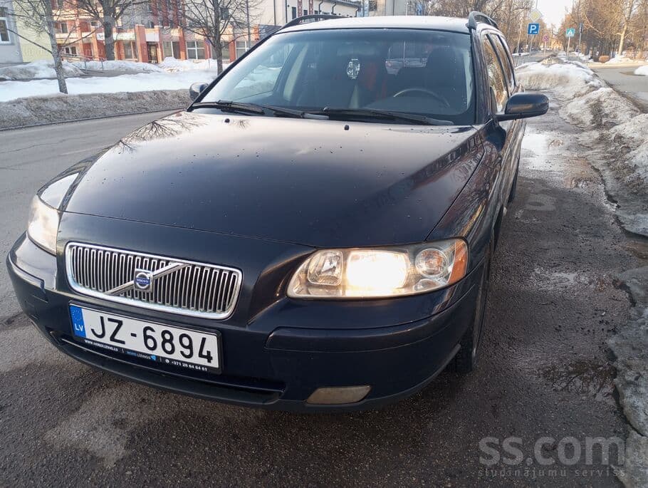 2005 Volvo V70